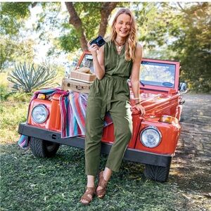 NWT Olive Green Sleeveless Odette Jumpsuit - Size Medium